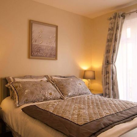 York City Centre, Recently Renovated 2 Bedroom Flat מראה חיצוני תמונה