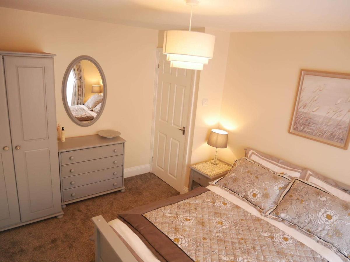 York City Centre, Recently Renovated 2 Bedroom Flat מראה חיצוני תמונה