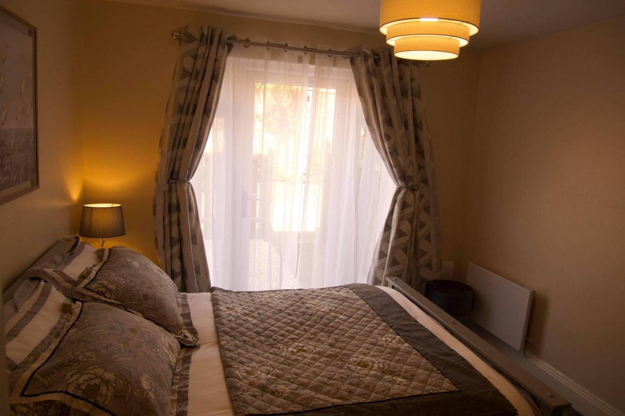 York City Centre, Recently Renovated 2 Bedroom Flat מראה חיצוני תמונה