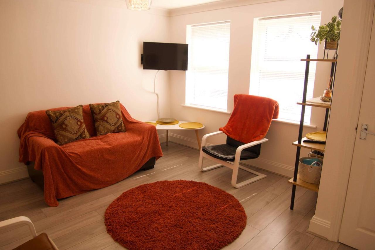 York City Centre, Recently Renovated 2 Bedroom Flat מראה חיצוני תמונה