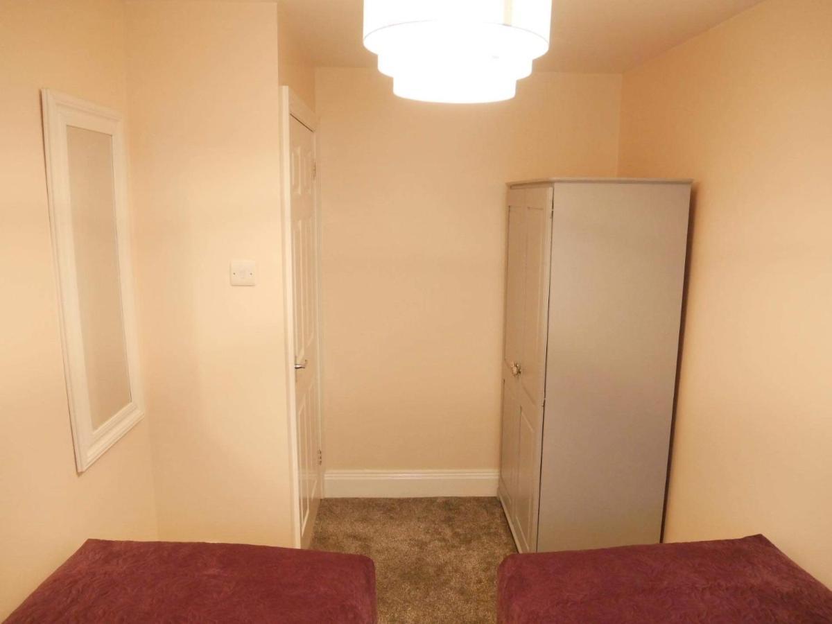 York City Centre, Recently Renovated 2 Bedroom Flat מראה חיצוני תמונה