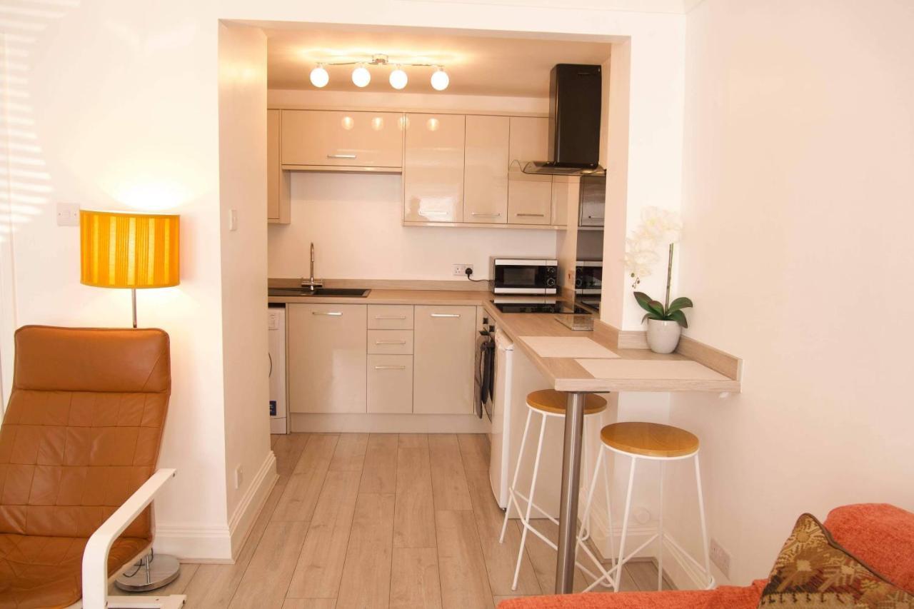 York City Centre, Recently Renovated 2 Bedroom Flat מראה חיצוני תמונה